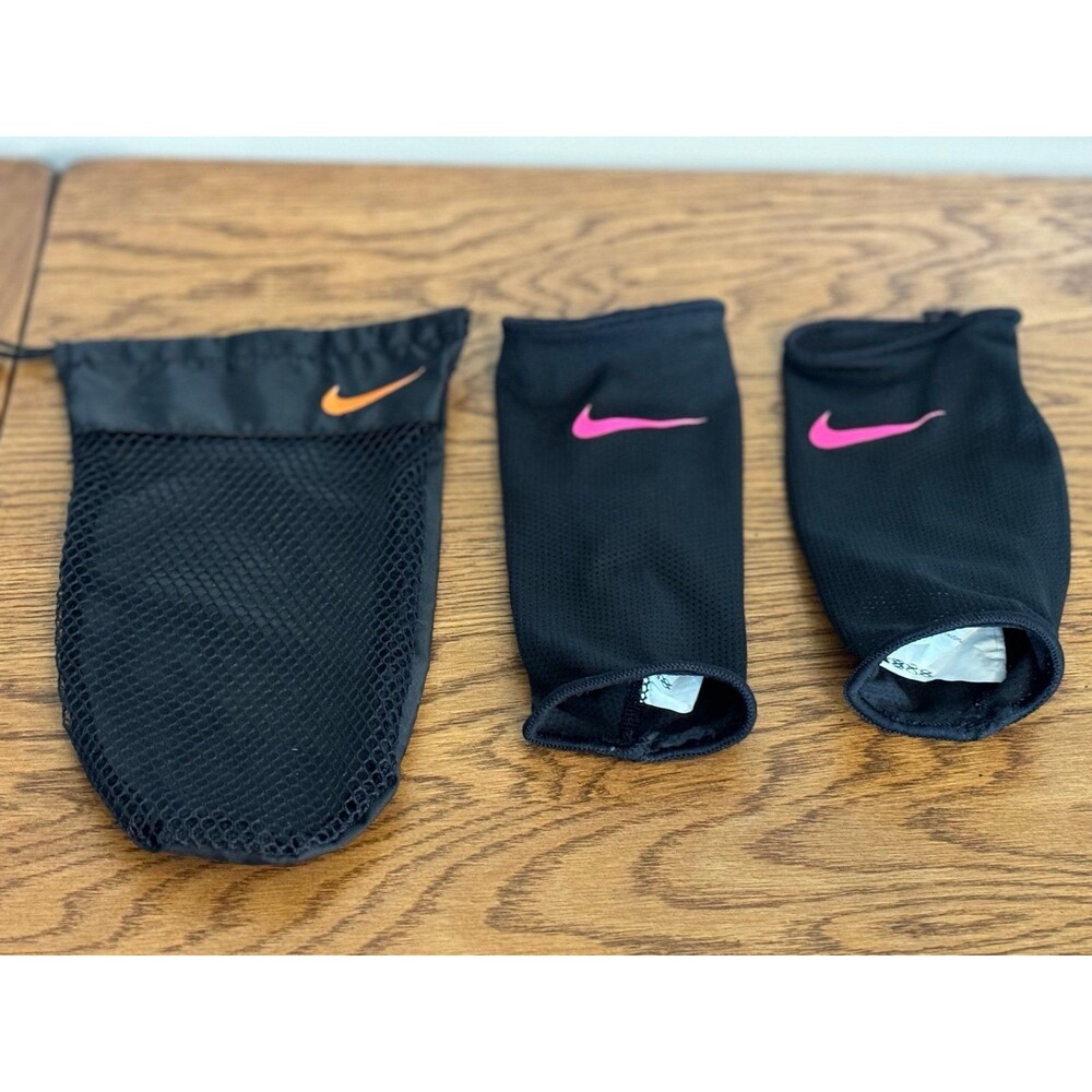 NIKE BRAND, Sport Wrist Guard/Sleeve Protector, Women’s XS Sportsgear